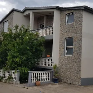 Suzana Sindija Apartment Bibinje